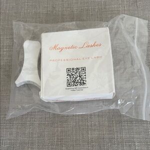 Magnetic Lashes with Applicator